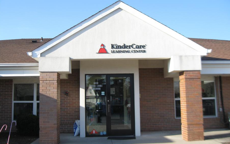 KinderCare at Huntington Building Exterior
